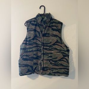 Mens Camo Vest